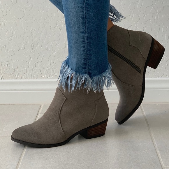 Taupe Western Stitched Ankle Bootie - Picture 4 of 7
